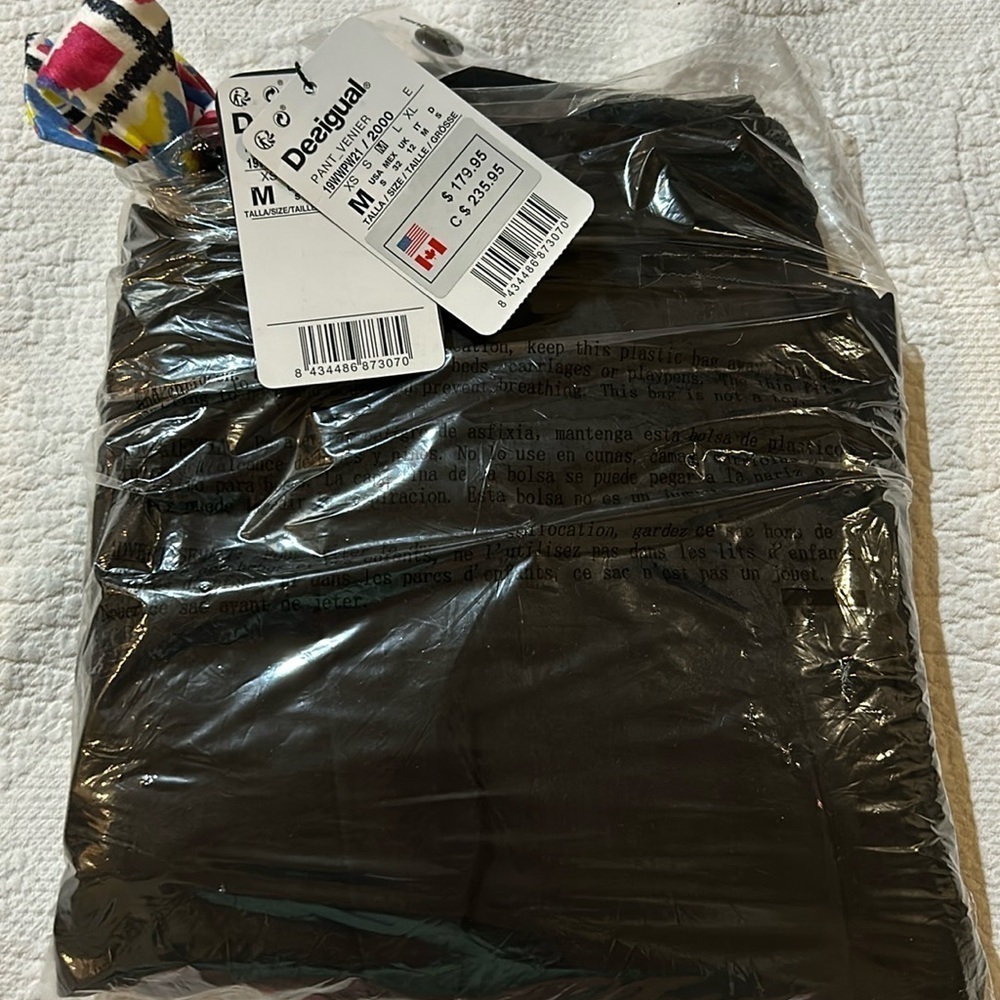 Desigual Venier Pant. Black. NWT